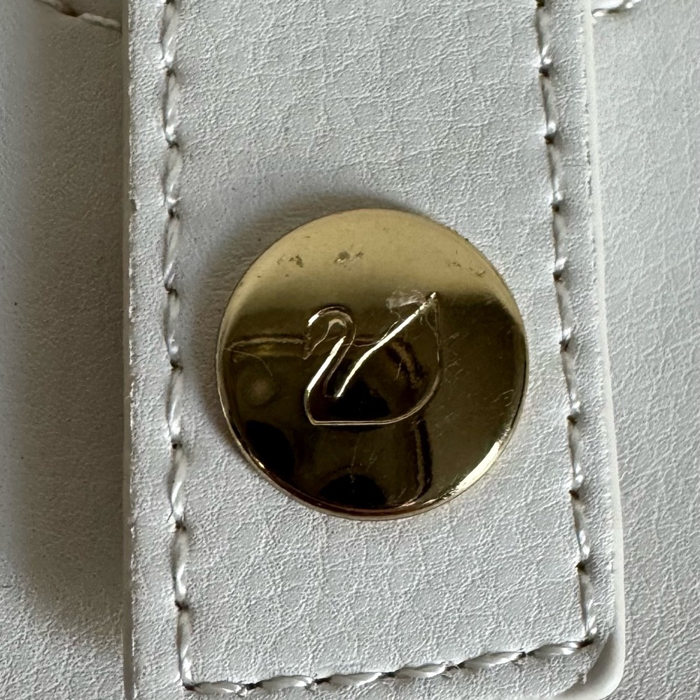 Swarovski Crystal Travel Wallet White - Picture 9 of 14